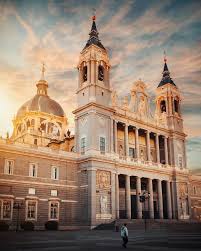 Catedral De Santa Maria La Real De La Almudena Madrid Catedral De Santa Maria La Real De La Almudena Un Nome Una Garanzia Photo View Photos Travel