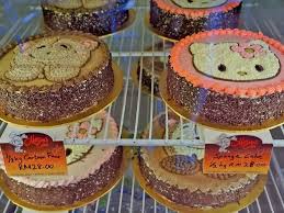 Just look at how thick and voluptuous that lemon curd is! Best Shops For Kids Birthday Cakes