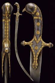 claudio1 claudio2 shamshir curved single edged blade in damask of triangular section with convex facets iron one piece hilt q espadas armas armaduras