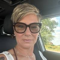 100+ "Robin Sims" profiles