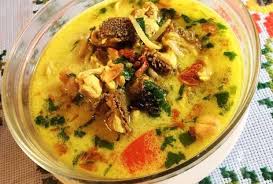 Sebelum di olah nich, babatnya di presto dulu, dengan daun salam. Ini 3 Resep Soto Babat Yang Enak Dimakan Saat Hujan Hangat Dan Segar Orami