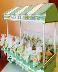 Flores gigantes, candy bar, baby shower, 15 años, boda. Mesa De Dulces Para Baby Shower De Safari Novocom Top