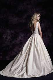 Pin By Mecklenburg Bridal Gallery On Paloma Blanca Traditional Wedding Dresses Paloma Blanca Wedding Dress Ball Gown Wedding Dress Wedding Dress Styles