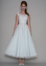 50s Tea Length Wedding Dress Your Unforgettable Wedding In Retro Style In 2020 Tea Length Bridesmaid Dresses Tea Length Wedding Dress Ankle Length Wedding Dress