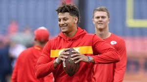 His father is black and his mother is white. Who Are Patrick Mahomes Parents And Family Members His Bio And Nfl Stats Celebily