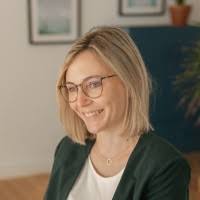 40+ "Sandra Essen" profiles