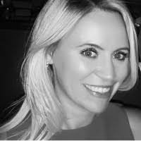 Suzanne Mccaffrey's Instagram, Twitter & Facebook