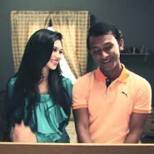 Black and malique lagu anda berdua sangat awesome. Teman Pengganti Lyrics And Music By Black Feat Malique Arranged By Sai 8t9