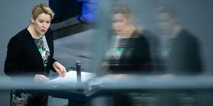 Wie lange das dauert, ist nicht abzusehen. Doktorarbeit Von Familienministerin Giffey Objektiv Getauscht Taz De