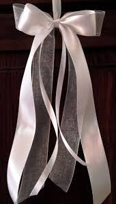 Die besten techniken, um individuelle autoschleifen einfach selber zu machen. 10 Autoschleifen Weiss 83 Hochzeitsschleifen Kirchenschleifen Kleidung Accessoires Hochzeit Besonde Autoschleifen Diy Autoschmuck Hochzeit Hochzeit
