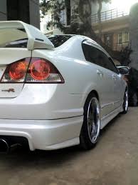 The side impact crash test ratings also apply to the acura csx, a variant of the civic sold only in. Modded Honda Civics Team Bhp