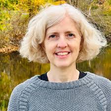 Janet Marlin's Instagram, Twitter & Facebook