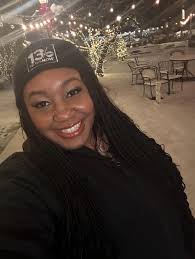 Snow this morning in Coastal Virginia!!! Ironically, seeing snow warms this  Georgia girl's heart 🥹❄️