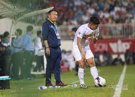 Tiền thân của công ty là xí nghiệp tư doanh hoàng anh pleiku do ông đoàn nguyên đức sáng lập năm 1993 và được chuyển đổi thành ctcp hagl năm 2006. Ely Gvmhjsw6 M