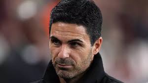 Man Utd set to complete first summer signing before window opens with  player 'flying to Manchester' TODAY