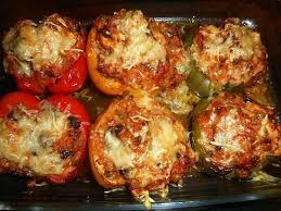 La Meilleure Recette De Poivrons Farcis Au Poulet Et Au Riz L Essayer C Est L Adopter 5 0 5 Poivrons Farcis Au Poulet Poivrons Farcis Recette Poivron Farci