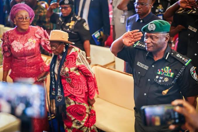Nigeria Police Force on X: "IGP DISU HONOURS PIONEER POLICEWOMEN, LAUNCHES BOOK ON WOMEN IN POLICING The Inspector-General of Police, IGP Olatunji Rilwan Disu, psc(+), NPM, on Tuesday, 13th October 2026, attended
