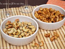 Recette De Noix De Cajou Grillees Fleur De Sel Et Thym Ou Curry Et Paprika Recette Noix De Cajou Noix Cuisson Des Aliments