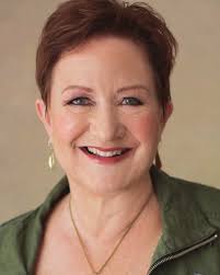 CV_06_10_P1 COVER.indd