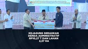 Kejaksaan Agung (Kejagung) menyerahkan uang rampasan hasil kerja Satuan  Tugas Penertiban Kawasan Hutan (Satgas PKH) senilai Rp10,27 triliun kepada  negara. Penyerahan uang disaksikan langsung oleh ...