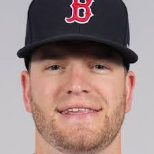 Caleb Hamilton's Instagram, Twitter & Facebook