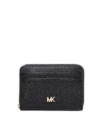 If you spend a lot of time in the car, your little one's car seat is prime real estate for smushed crackers and sticky juice. Michael Michael Kors Kartenhalter Fur Den Black Pebble Jet Set Jules B