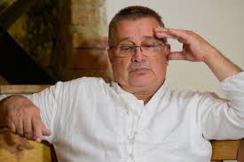După o îndelungă suferință, mașa dinescu, soția poetului mircea dinescu a încetat din viață în noaptea de luni spre marți, la 58 de ani. DeclaraÅ£ia Zilei Mircea Dinescu Atac La Mircea Ionescu Quintus Nici Cand Implineste 100 De Ani Porcul Nu Se PreschimbÄƒ Intr O CrizantemÄƒ