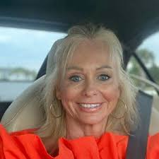 Patricia Howes (@patricia11077)