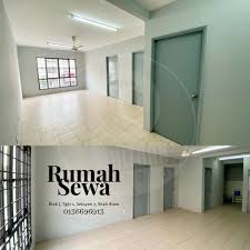 Single room for rent in cahaya spk, seksyen u9, shah alam, size from120 sqft, rooms equipped with light and fa. Rumah Sewa House For Rent Pusat Komersial 1st Floor Blok J Seksyen 7 Shah Alam Right Above Ninja Van Property Rentals On Carousell