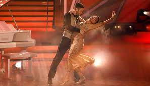 Doch neben den insgesamt neun tänzen, die die finalisten vorbereitet haben. Let S Dance 2020 Finale Tanze Buchmacher Favorit Wettquoten