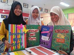 Kad ucapan selamat hari guru yang comel comel ok lah tb nak share lah kad ucapan selamat hari guru yang menarik dan comel di baca ni kad ucapan selamat hari guru versi online sekarang ni faham faham ajelah kan semuanya main. Smk Sri Rahmat Pertandingan Kad Ucapan Sempena Hari Guru Facebook