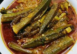 I tried and loved it as written but to change it for a party, i added some of the diced ham pieces, some chopped pickeled jalepeno's, celery salt and used roasted red peppers! Bhindi Gravy Lady Finger Curry Recipe By Lion Garima Saxena Cookpad