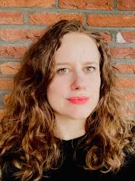 bio — Dilys Wyndham Thomas