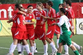 Sebino nela sarà il dirigente della società che seguirà le attività della prima squadra femminile durante tutta la stagione. Il Calcio In Rosa Sciopera L Alto Adige Non Va A Roma Sport Trentino
