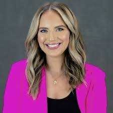 Emily Gorman's Instagram, Twitter & Facebook