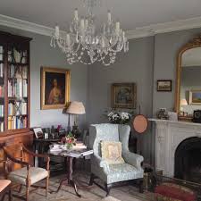 Internally Ballysallagh County Kilkenny Follows The Customary Tripartite Plan With Principal Reception Roo English Decor House Interior Classic Interior Design