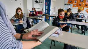 Die pflicht zum tragen von masken im schulunterricht ende am 31. Kritik An Regelungen Zum Schulstart Eine Maske Zu Tragen Ist Eher Eine Zumutung