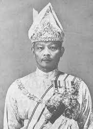 Sultan ahmad shah abdicated in january as sultan of pahang due to ill health to his son sultan abdullah sultan ahmad shah. Warisan Raja Permaisuri Melayu Menjunjung Kasih Sultan Haji Ahmad Shah 44 Tahun Di Atas Takhta