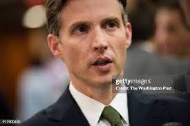 Robert Knaub's Instagram, Twitter & Facebook