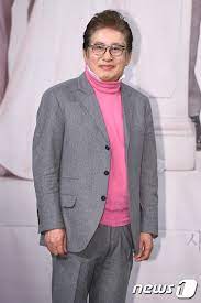 21 22 나문희는 나혜석에 관한 이야기를 옥탑방의 문제아들에서 한 적이 있는데, 그 당시에 본 기억으론 고모 할머니가 제대로 일어서지도 못하시고, 벌벌 떨 만큼 병환으로 고생하고 계셨다고 한다. Awano K8hg1iam