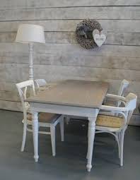 pin van esther rutten maas op keuken tafel opknappen brocante tafels stoelen opknappen
