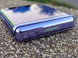 This new z flip 3 will feature flagship processor that could be snapdragon 888. Leak Time The Samsung Z Fold 3 And Galaxy Flip 3 Renders Look Stunning Ausdroid