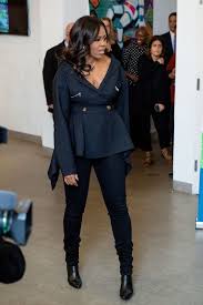 It's hard to believe that former first lady michelle obama has only been in the public consciousness for a little over a decade. Michelle Obama S Best Outfits Fashion And Beauty Pictures Of Michelle Obama