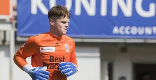 Profil du joueur ronald koeman jr. Koeman Junior Mag Zijn Handtekening Zetten Een Trap Bijna Zoals Zijn Pa Voetbalprimeur Nl