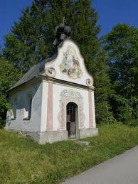 Kirchweih ist eine besonders in bayern fest verankerte tradition, bei der jedes jahr auf's neue die weihe einer kirche offiziell gefeiert wird. Kirchweih Chiemgau Alpenverband