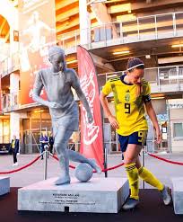 Kosovare asllani age height weight body measurement boyfriend affairs profile. Behgjet Pacolli On Twitter Proud Over Kosovareasllani A True Inspiration For Many Kosovar Girls Next Time I Visit Sweden I Hope To See Your Statue Https T Co Qucuqyaq52