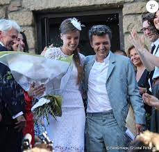 Les amoureux se seraient dit « oui » lors d'une cérémonie intime, au milieu de quelques invités triés sur le. Mariage De Thomas Langman Et Celine Bosquet Retour Sur Leur Magnifique Union Purepeople