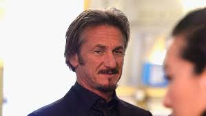 Sean penn could not keep his hands off a young blonde whom the dailymail.com can exclusively reveal is leila george daughter of law and order: Sean Penn Is Dating An Actor S Daughter 32 Years His Junior Stuff Co Nz