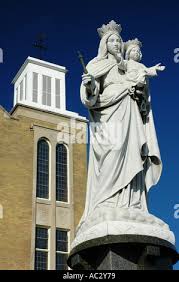 Statue of Mother Mary with Christ Child ...