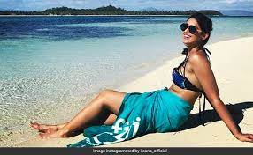 Check out ileana d'cruz wiki, height, weight, age, boyfriend, family, husband, biography, facts & more. Beach Bum Ileana D Cruz Is Dreaming Of Her Happy Place